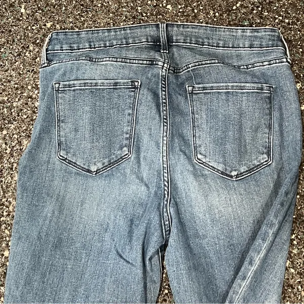 Old Navy High Rise Super Skinny Women’s Size 14 Blue Jeans - Image 4