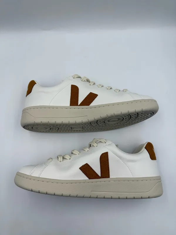 VEJA V-12 Sneakers - Image 5