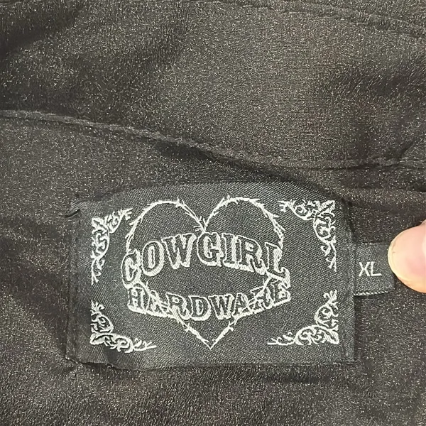 Cowgirl Hardwear Black Button Down Long Sleeve Shirt Silver Cross Pattern sz XL - Image 9