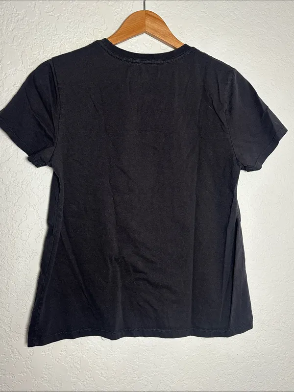 Rose Apothecary Graphic Tee Schitts Creek Charcoal Grey Dan Levy T-Shirt - Image 4