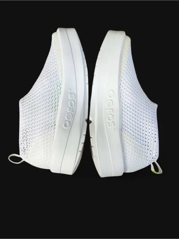 OOFOS OOmega Chukka White Slip On Recovery Sneakers Size 6 NIB - Image 6
