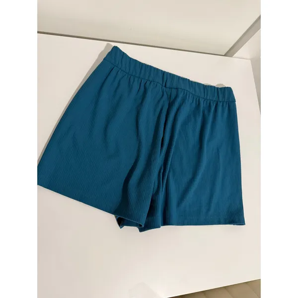 $28 New Crz Yoga Ribbed Sweat Shorts - Small - Green - Image 5