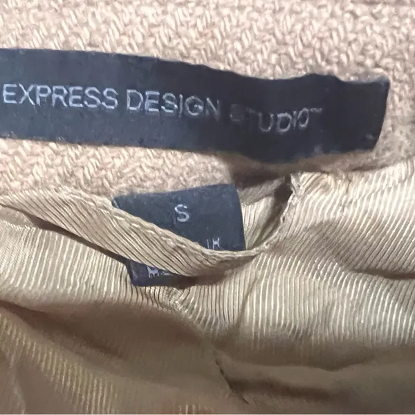 Express Women's Tan Double-Breasted Coat #445 - Image 3