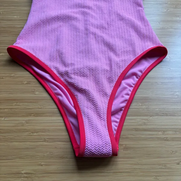 Shade & Shore Small Pink Textured One Piece Swimsuit Scoop Neck Adjustable Red - Image 5