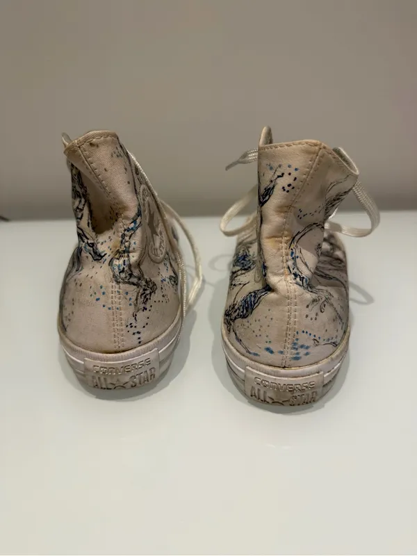 Converse White and Blue Mermaid Print Shoes Size 7.5 - Image 5