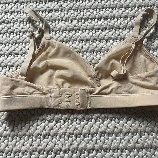 Skims Fits Everybody Triangle Bralette - Image 2