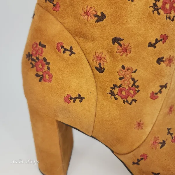 Bocage Cognac Suede Floral Embroidered Ankle Booties Block Heel EU 40 (US 9) - Image 13