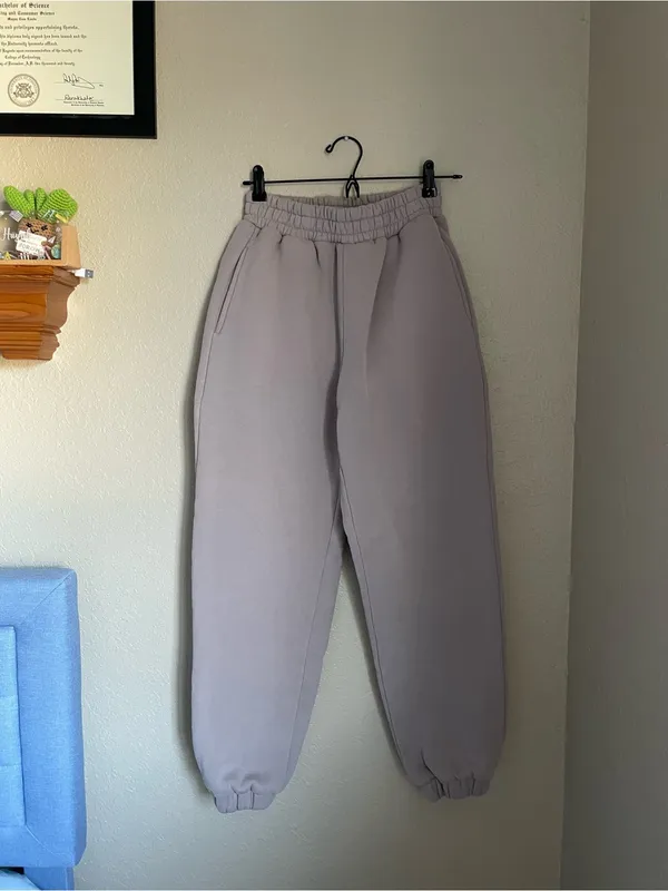 Comfrt Travel Essentials Sweatpants Size Small Bark Beige Zipper Back Pocket - Image 7