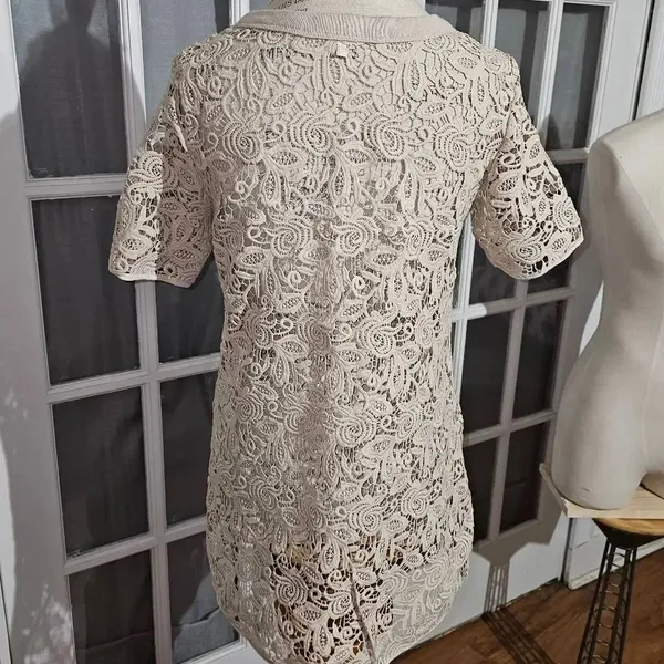 Wilfred‎ Aritzia Womens Tan Embroidered Crochet Top Small - Image 2