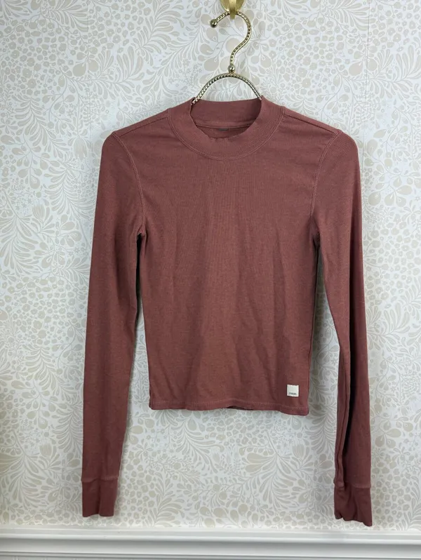 vuori Women's Rosewood Long-Sleeve Ribbed CrewTop - Size - Small - Image 2