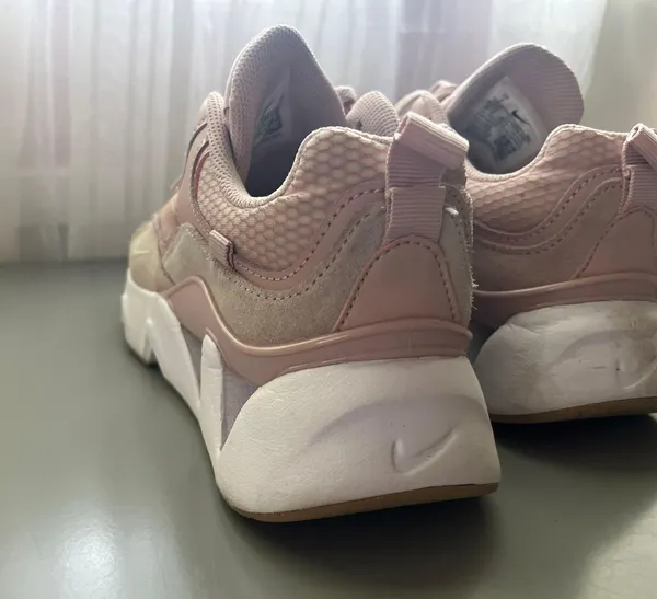 Shoes - Image 4