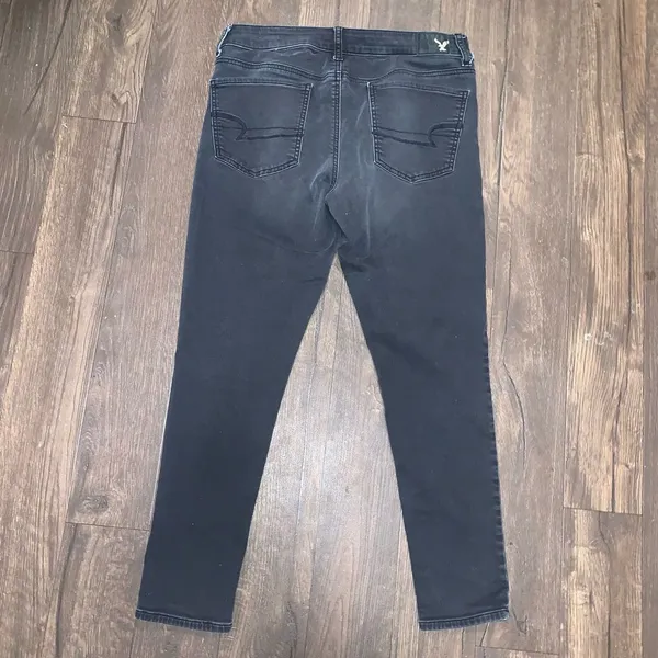 American Eagle washed black 12 short normcore jeggings - Image 3