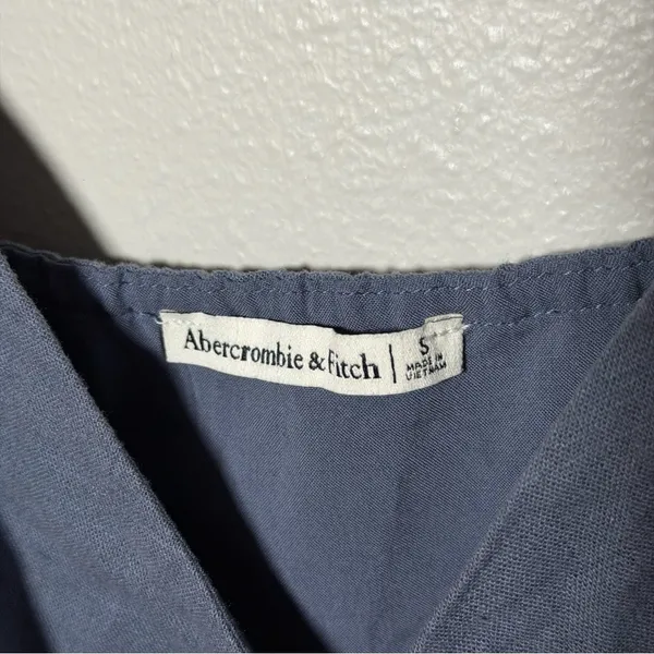Abercrombie & Fitch‎ Women's Navy Linen Tie-Front Crop Top Size S - Image 2
