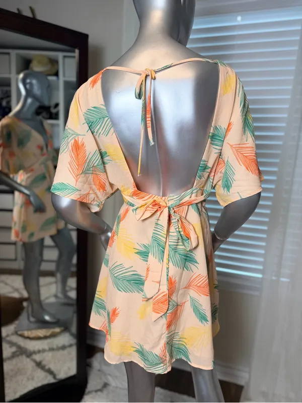 Tropical Palm Leaf Peach Mini Dress Tie Waist Short Sleeve V Neck Medium - Image 5