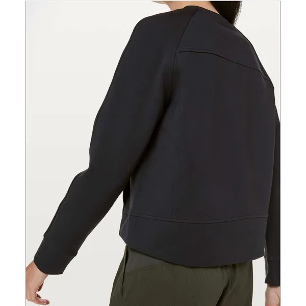 Lululemon On Track Crew Sweatshirt Size 8 Black Pullover Athleisure Sporty - Image 3