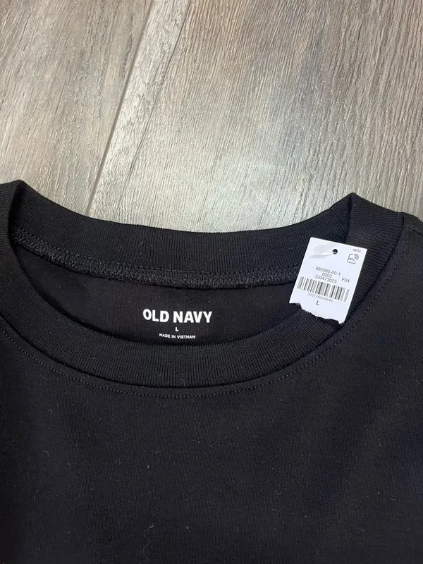 NWT Old Navy Relaxed Heavyweight Black T-Shirt - Image 6