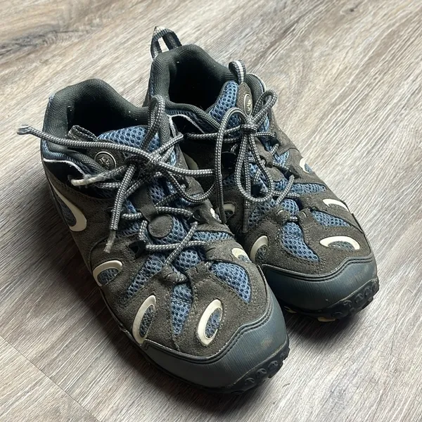Nevados Trail Runners/Hiking Shoes - Image 9