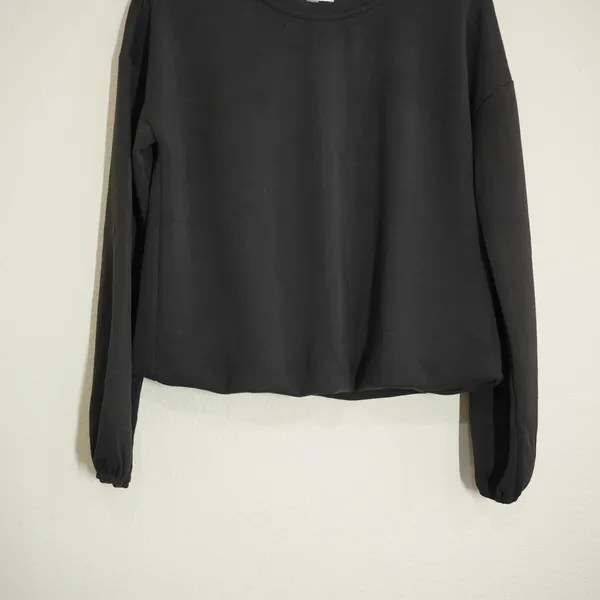 Cable & Gauge Black Bubble Hem Sweatshirt Cropped Modal Blend Loungewear Casual - Image 2