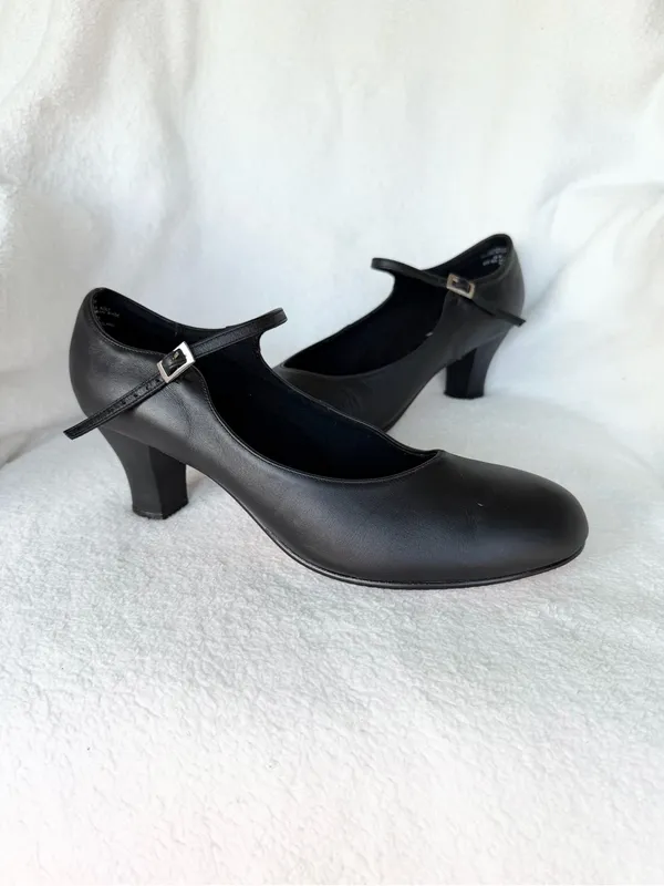 Capezio 2.5” Heel Character Shoes Black Women’s 10M– Gently Worn - Image 10