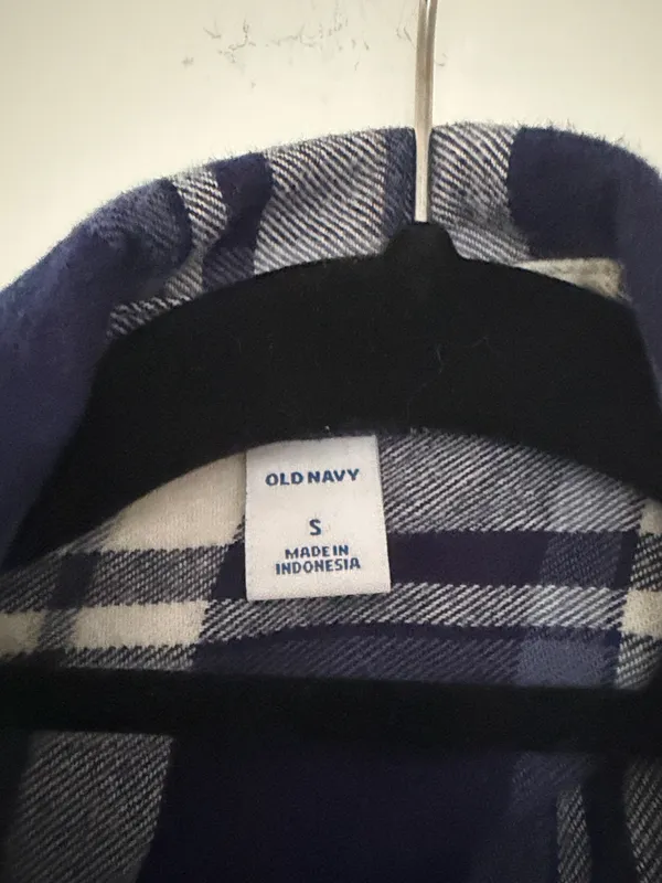 Old Navy Flannel - Image 2