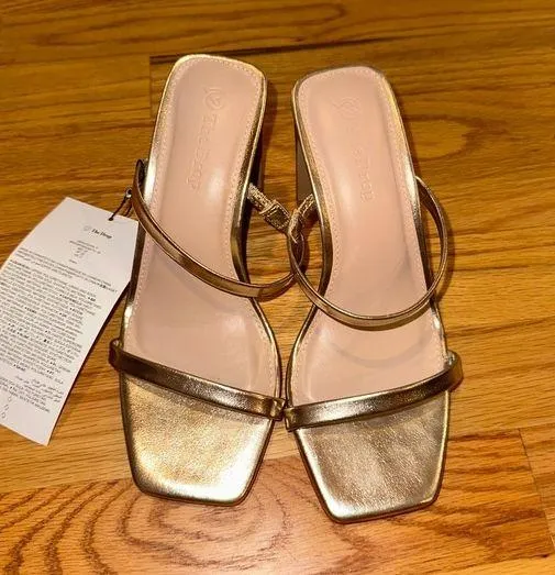 Amazon Square Toe Two Strap High Heeled Sandal - Image 2