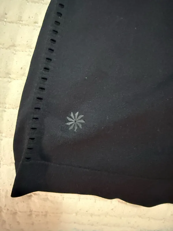 Athleta Top Short Sleeve - Image 2