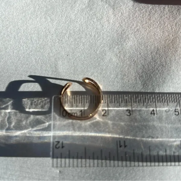 3/$20 Classic Gold Tone Double Stacked Thin Open Ring Size 6/7 Yellow - Image 4