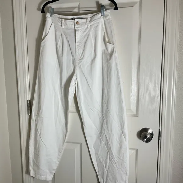 Zara High-Waisted Balloon Fit Pants - Off-White Size 4 - Image 2
