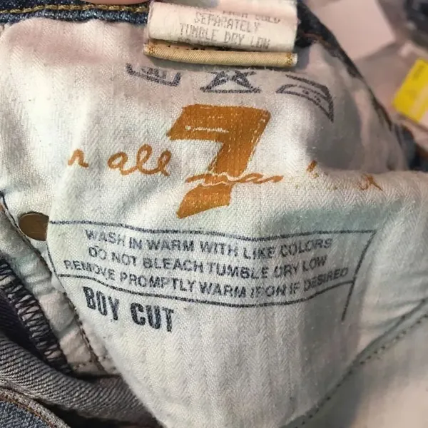 7 for All Mankind Boy Cut Button Fly Jeans 26 - Image 5