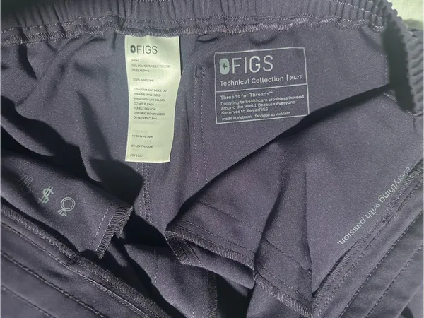 FIGS purple Medical women Scrub Pants with Drawstring size XL/P - Image 3