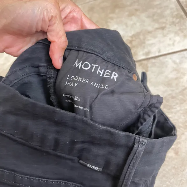 Mother Looker Ankle Fray Jeans Guilty as Sin Black Distressed Skinny 27 EUC - Image 7