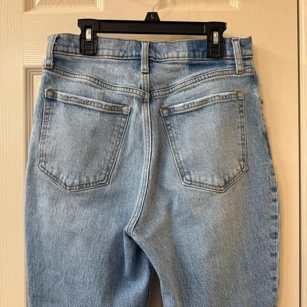 Abercrombie & Fitch The Kick Flare Ultra High Rise Jeans‎ Light Wash Size 28 - Image 5