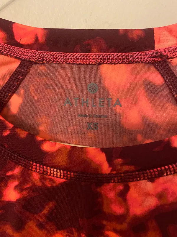 Athleta Long Sleeve Workout Top - Image 3