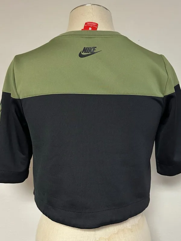 Nike Crop Top - Image 3