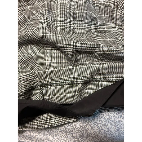 NWOT H&M Women Mini Skirt Black White Houndstooth Size 0 Petite Lined Plaid - Image 5