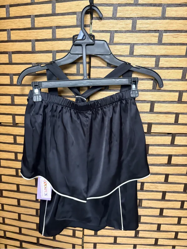 Joyspun black satin two piece pajama short set size XS - Image 2