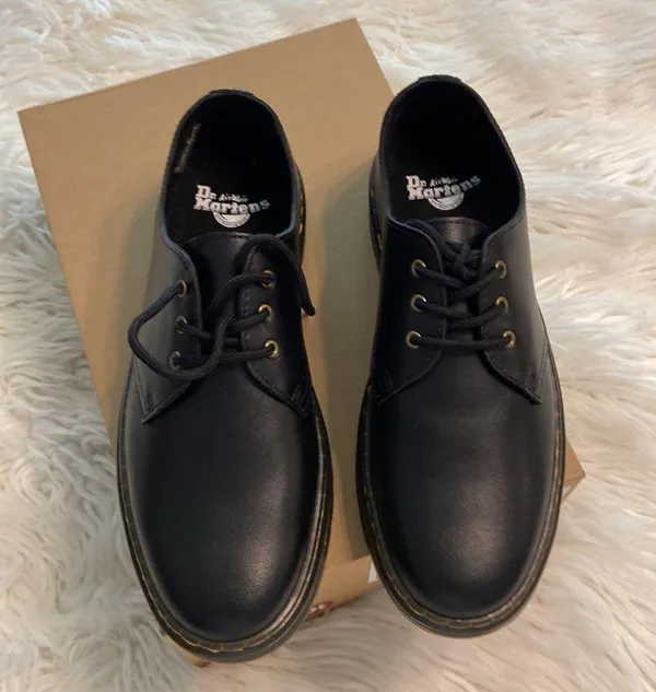 Dr.Martens Women’s Shoes size 10 brand new with box color black see all photos - Image 12