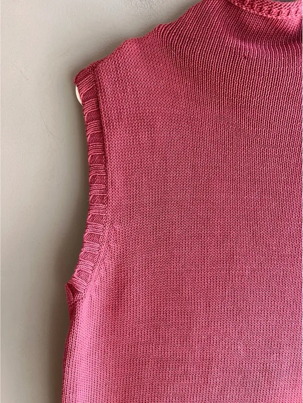 Doncaster Luxury Pink Sleeveless Moc Neck Sweater Vest Knit Too M - Image 7