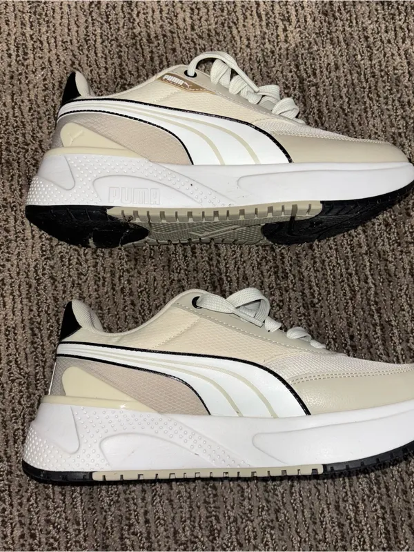 Puma Cream/Tan Lace-Up Sneakers - Image 4