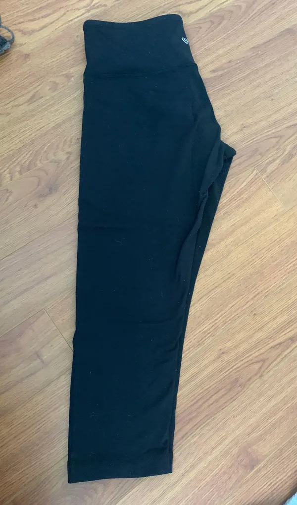 Capris - Image 3