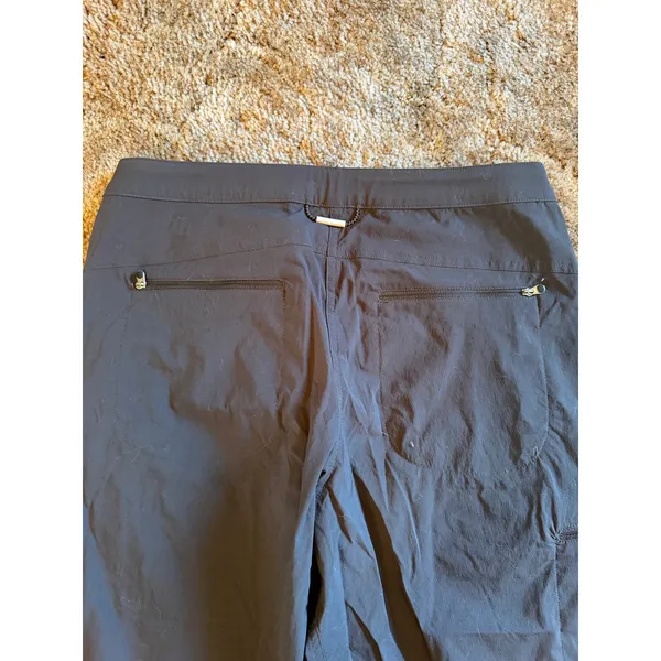 L.L. Bean Women's Comfort Trail Cropped Hiking Pants Gray / Charcoal Capris - Image 6