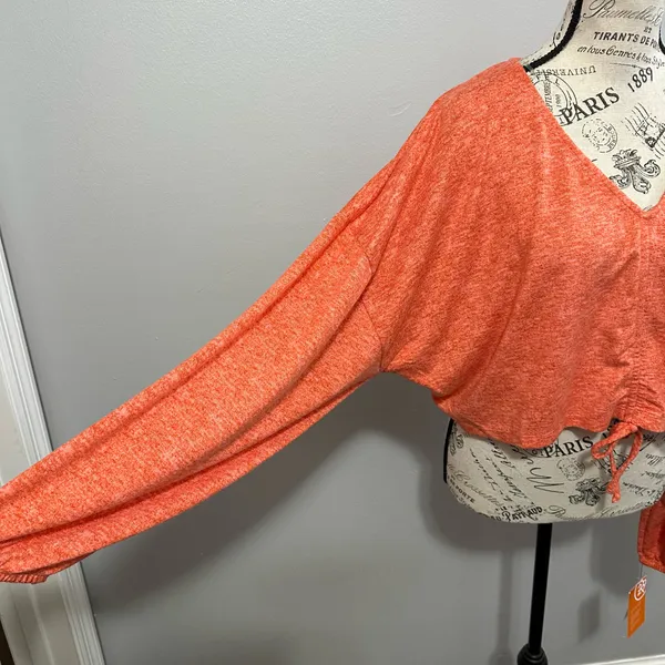REFINERY 29 Coral V-Neck Long Sleeve Crop Top Size XL - Image 4