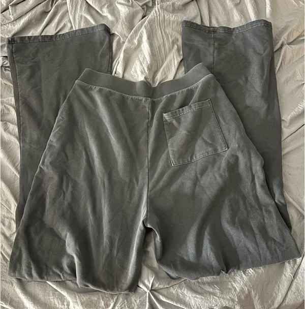 Old Navy Tall, gray flare pants - Image 2