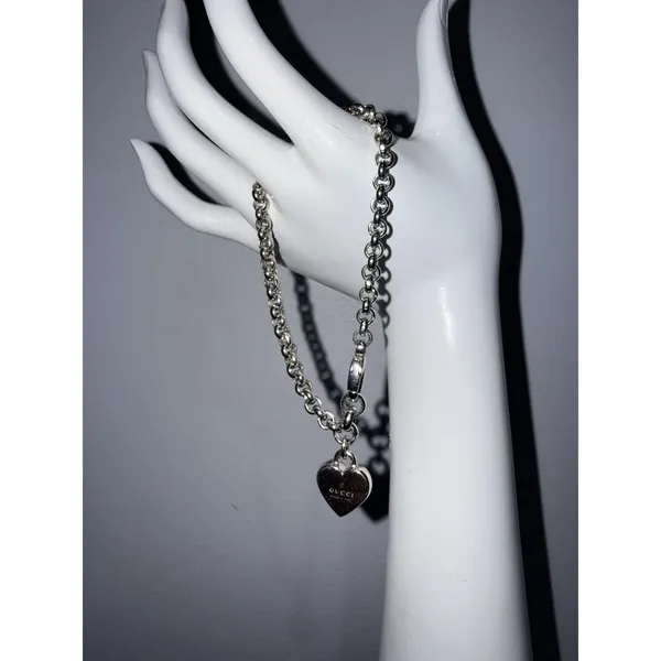 $599 Rare Authentic Gucci Sterling Silver Heart Charm Bracelet‎ - Image 2