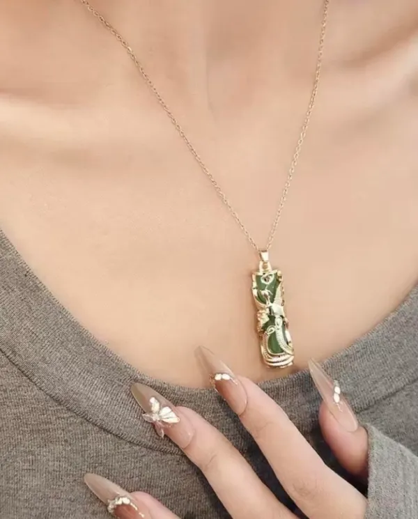 Brand New Green jade dragon pendant necklace with gold filigree detailing - Image 4