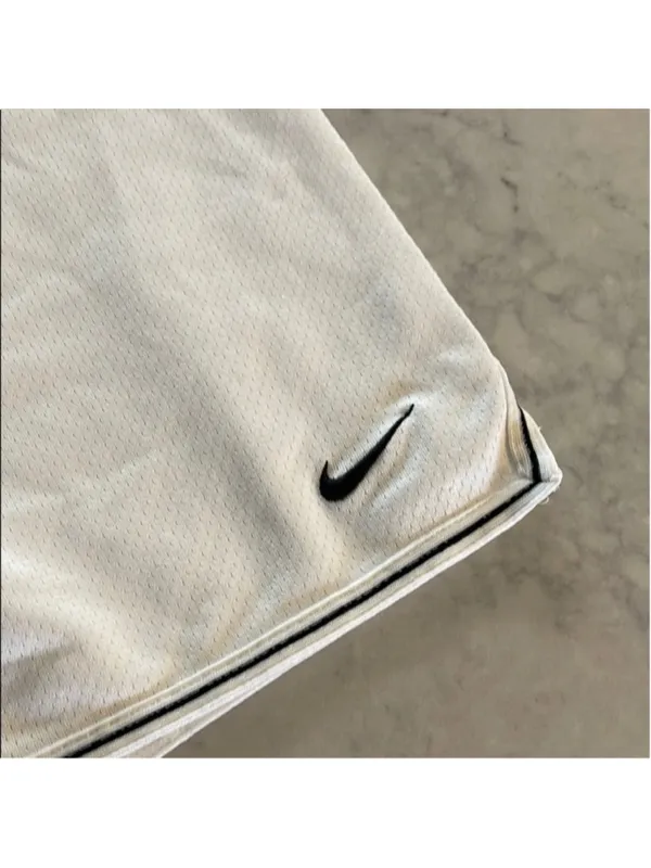 Nike Women's Athletic Shorts White Medium - Image 3