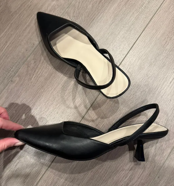 H by Halston Pointed Toe Kitten Heel - Image 3