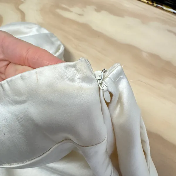 Selfie Leslie Champagne Satin‎ Strapless Cowl Back Maxi Dress Cream Women's XS - Image 11