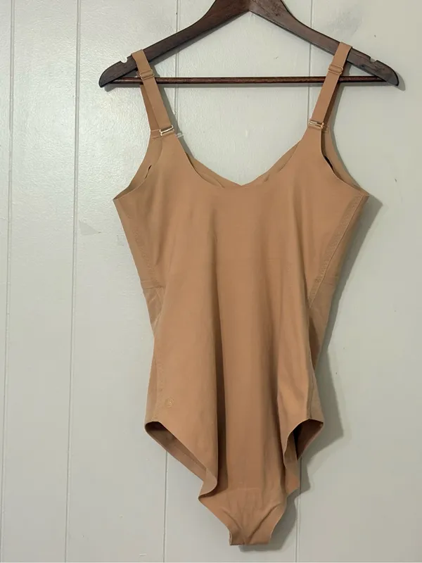 Honeylove Cami Bodysuit Shapewear Beige Nude L Built-In Bra Sculpting Seamless - Image 4