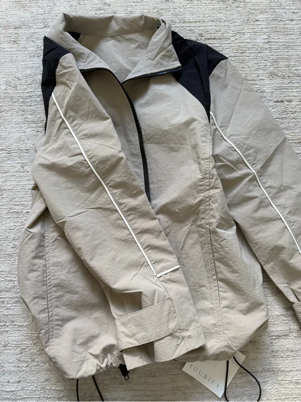 Yousify Light Beige Bomber Jacket with Black Shoulder Accents (Size Small) - Image 4